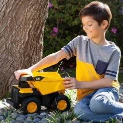 Funrise CAT Steel Dump Truck - 82353 - Construction Vehicles -Games Official Website 618fbad84c3219b01366e6b38c723a53e9199c02 156750007 3